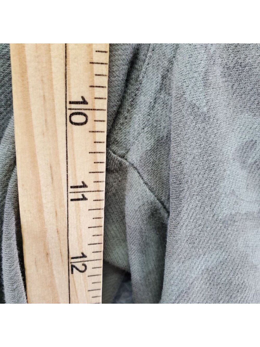 Athleta Shorts Womens Size 6 Camo Green Farallon Bermuda Elastic Waist - Picture 6 of 10